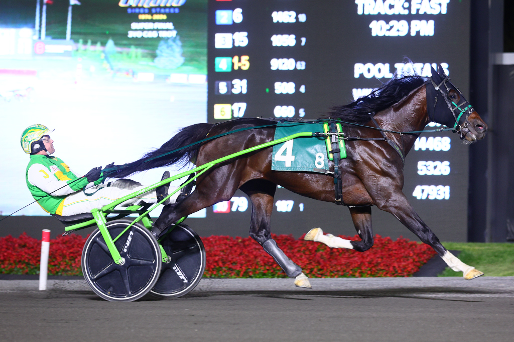 Paquet vaults to Ontario Sires Stakes Gold Super Final win