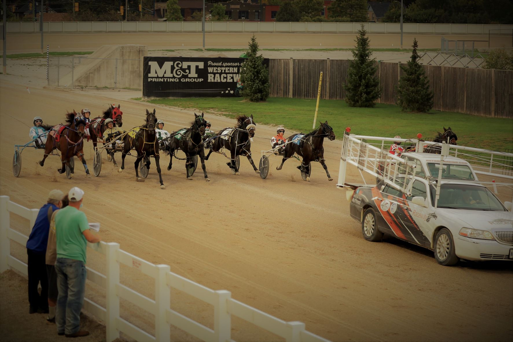 Garnet Barnsdale’s The Raceway at the Western Fair District Selections: Friday, November 26, 2021