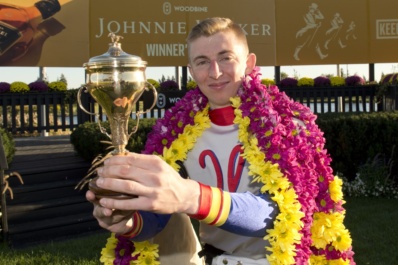 Declan Carroll celebrating his 2022 Breeders' Stakes win (Michael Burns Photo)