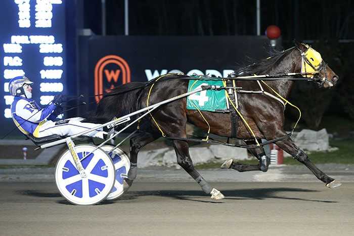 Foiled Again wins in Canadian farewell