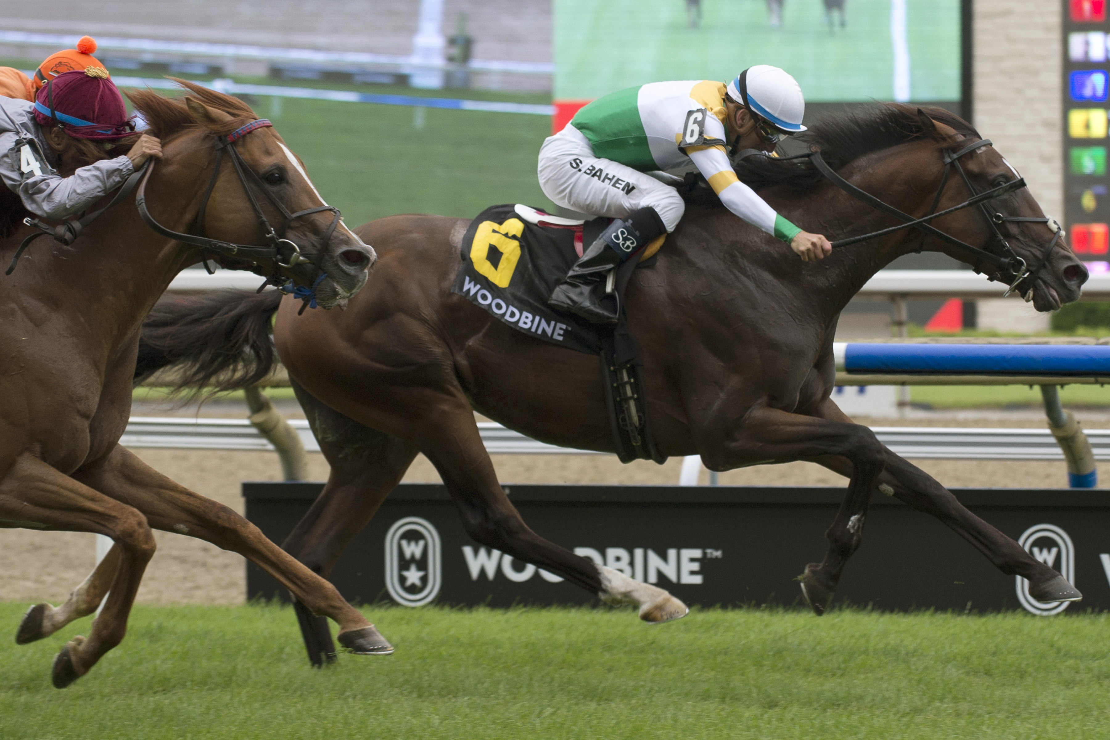 Pattison Canadian International Notes for Friday, October 5