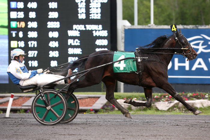 Jones earns a Grassroots double at Mohawk Tuesday